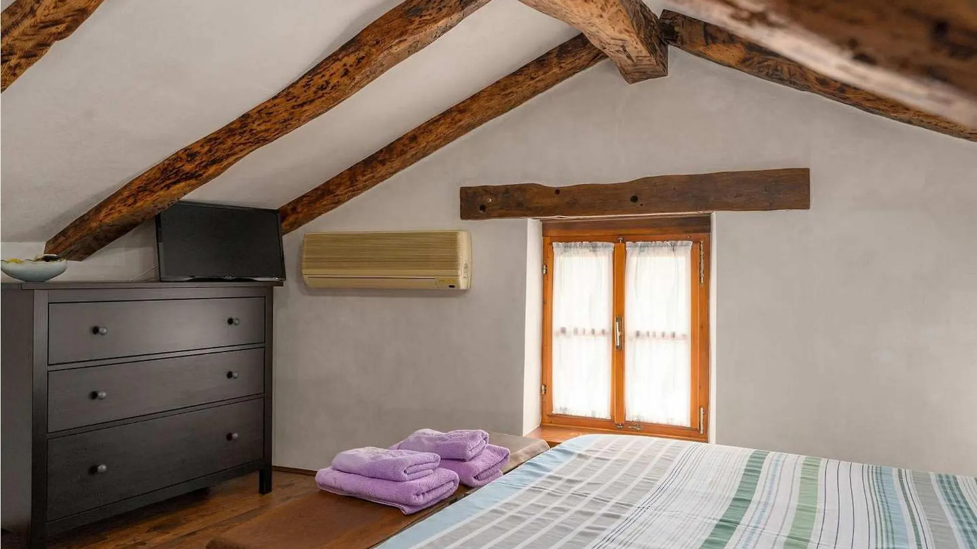 Casa Bombic Villa Buzet 0*,  Croatia