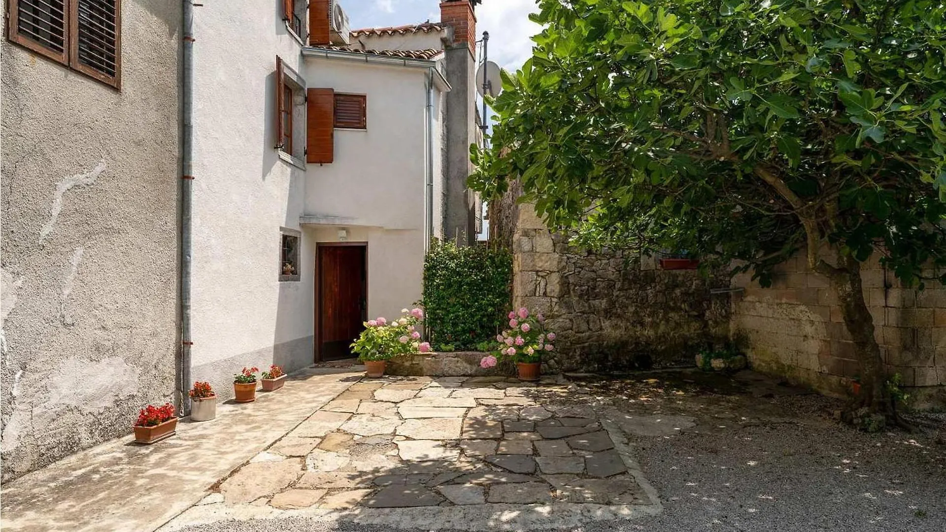 Casa Bombic Villa Buzet Croatia