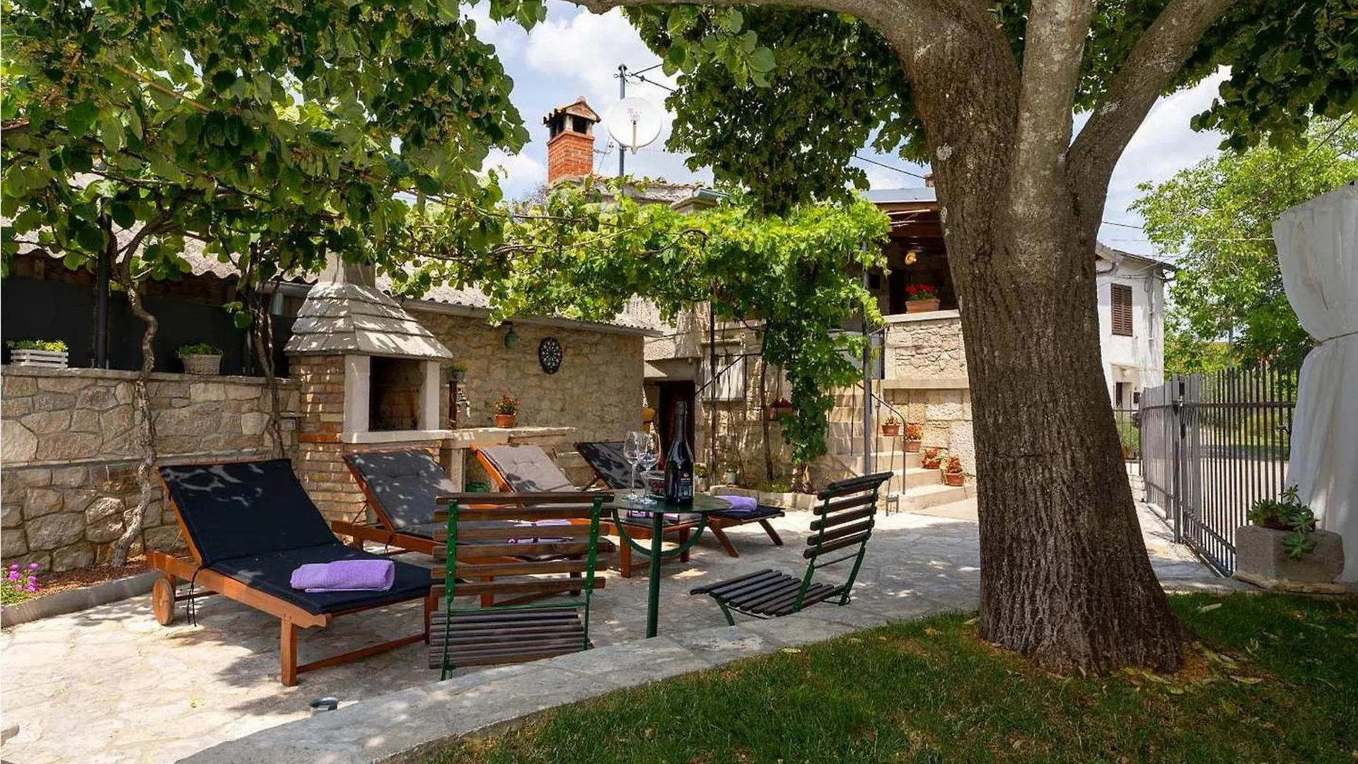 Casa Bombic Villa Buzet 0*,  Croatia